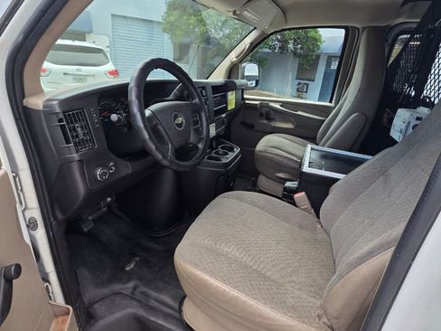 Used 2011 Chevrolet Express 2500 UNAVAIL RWD image 16