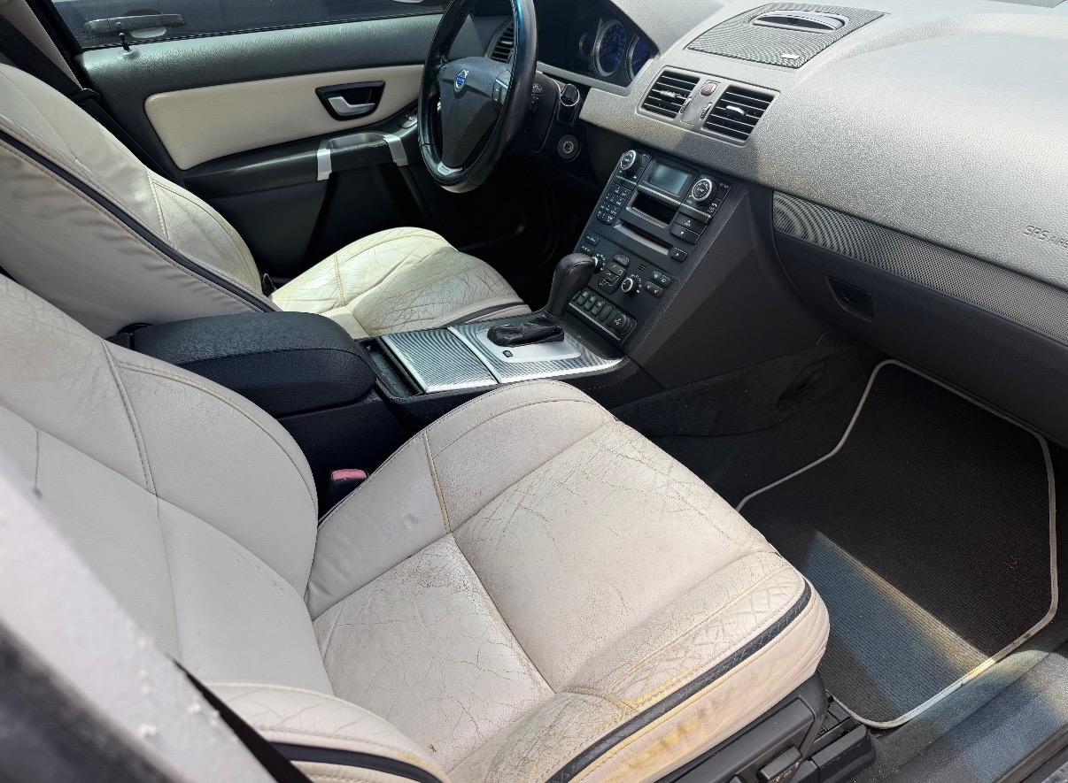 Used 2011 Volvo XC90 2WD 3.2 R-Design image 11