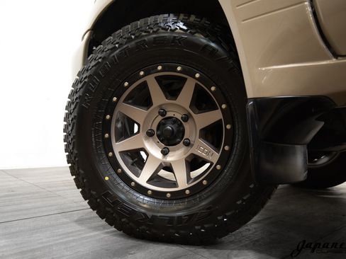 Used 2000 Toyota Land Cruiser AWD/4WD image 32