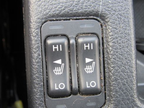 Used 2016 Subaru Crosstrek 2.0i Limited image 20