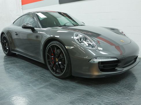 Used 2014 Porsche 911 Carrera 4S image 34