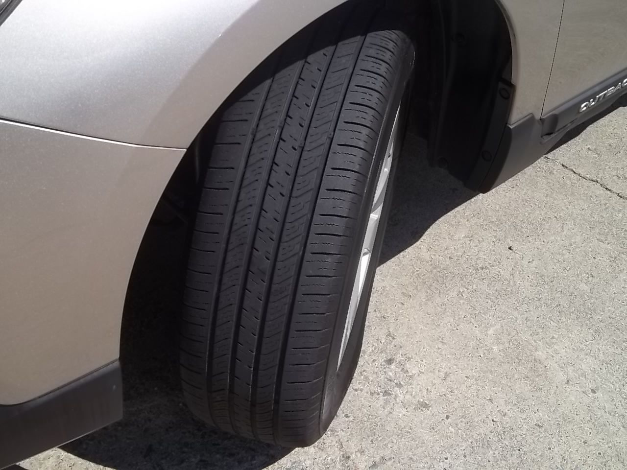 Used 2018 Subaru Outback 2.5i Premium AWD/4WD image 12