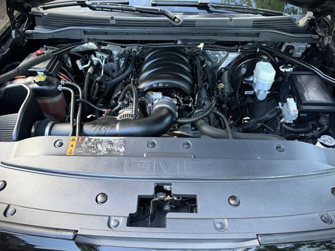 Used 2018 GMC Sierra 1500 4x4 Crew Cab Denali image 5