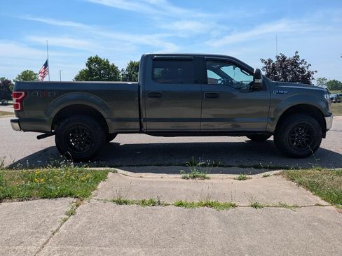 Used 2018 Ford F150 4x4 SuperCrew XLT image 1