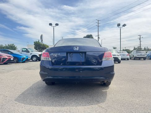 Used 2010 Honda Accord LX image 6