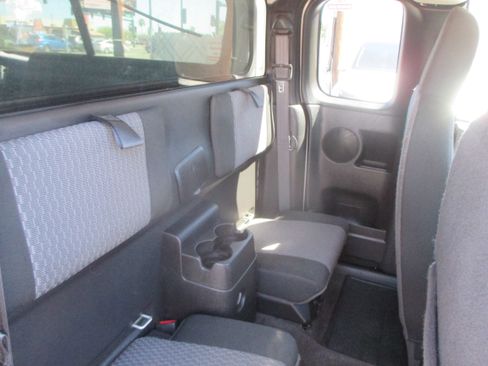 Used 2007 GMC Canyon SL image 16