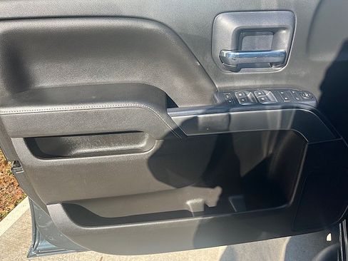 Used 2018 Chevrolet Silverado 1500 LT image 37