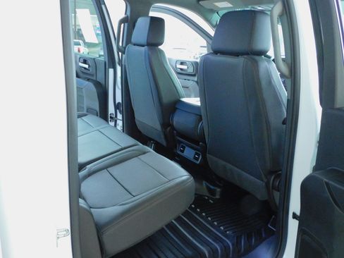 Used 2023 GMC Sierra 3500 Pro image 26