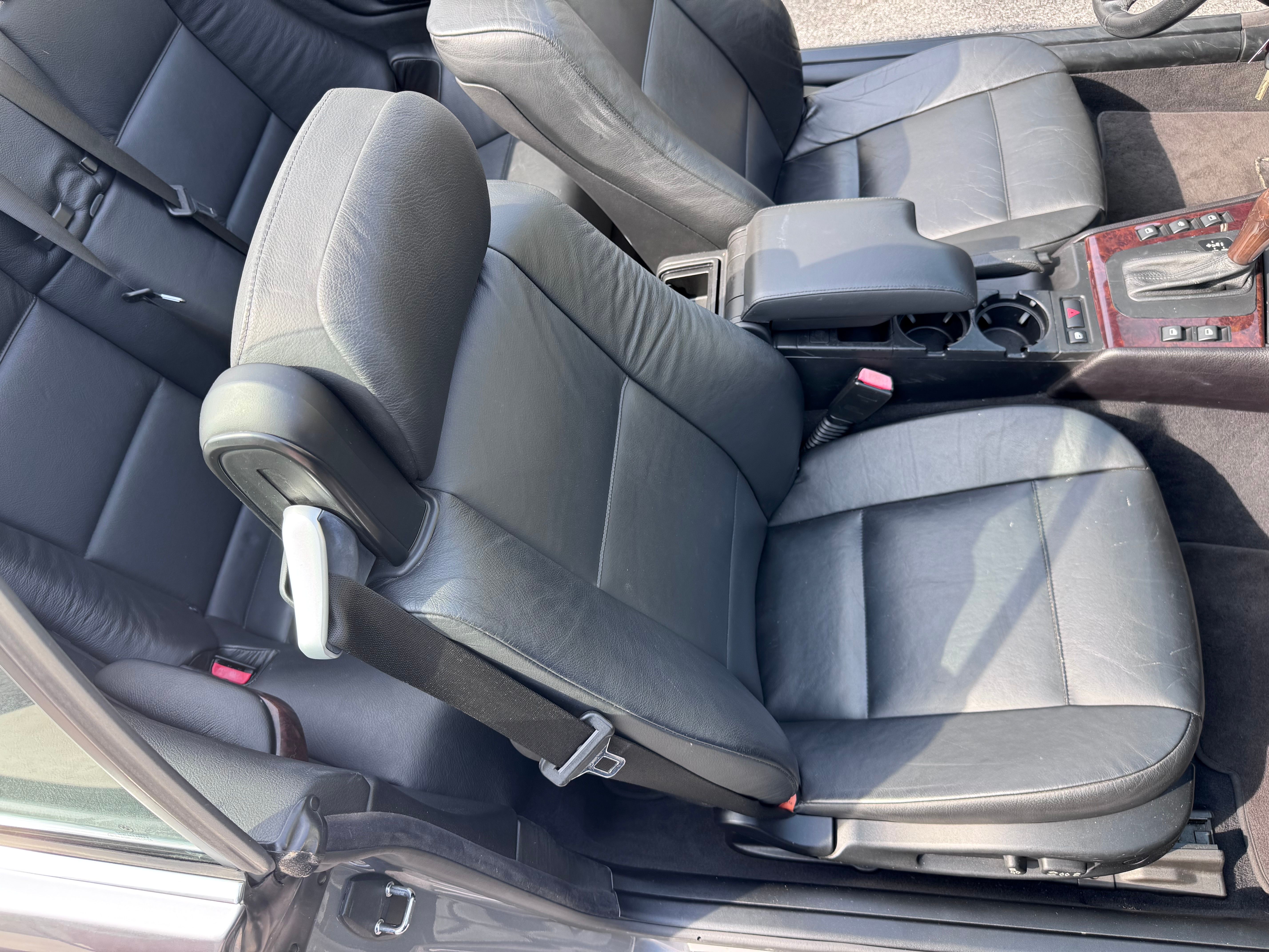 Used 2004 BMW 325Ci RWD image 18