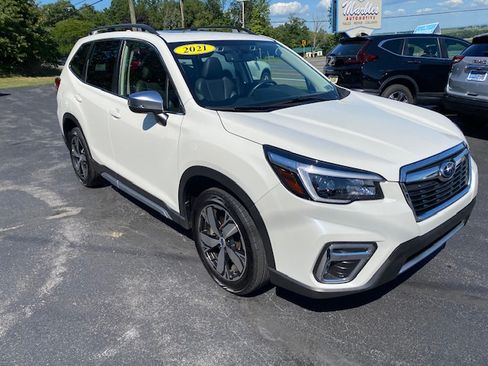 Used 2021 Subaru Forester Touring image 5