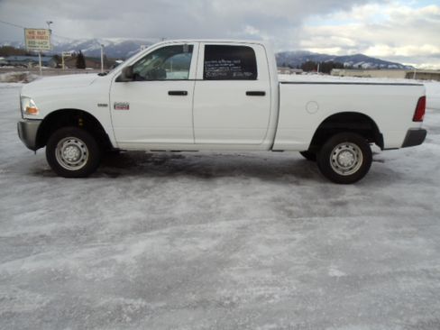 Used 2011 RAM 2500 Tradesman image 4
