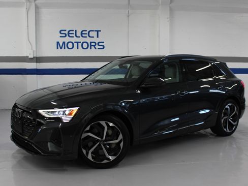 Used 2024 Audi Q8 e-tron Premium Plus AWD/4WD image 1