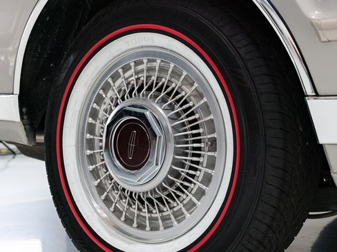 Used 1990 Lincoln Mark VII Blass image 15