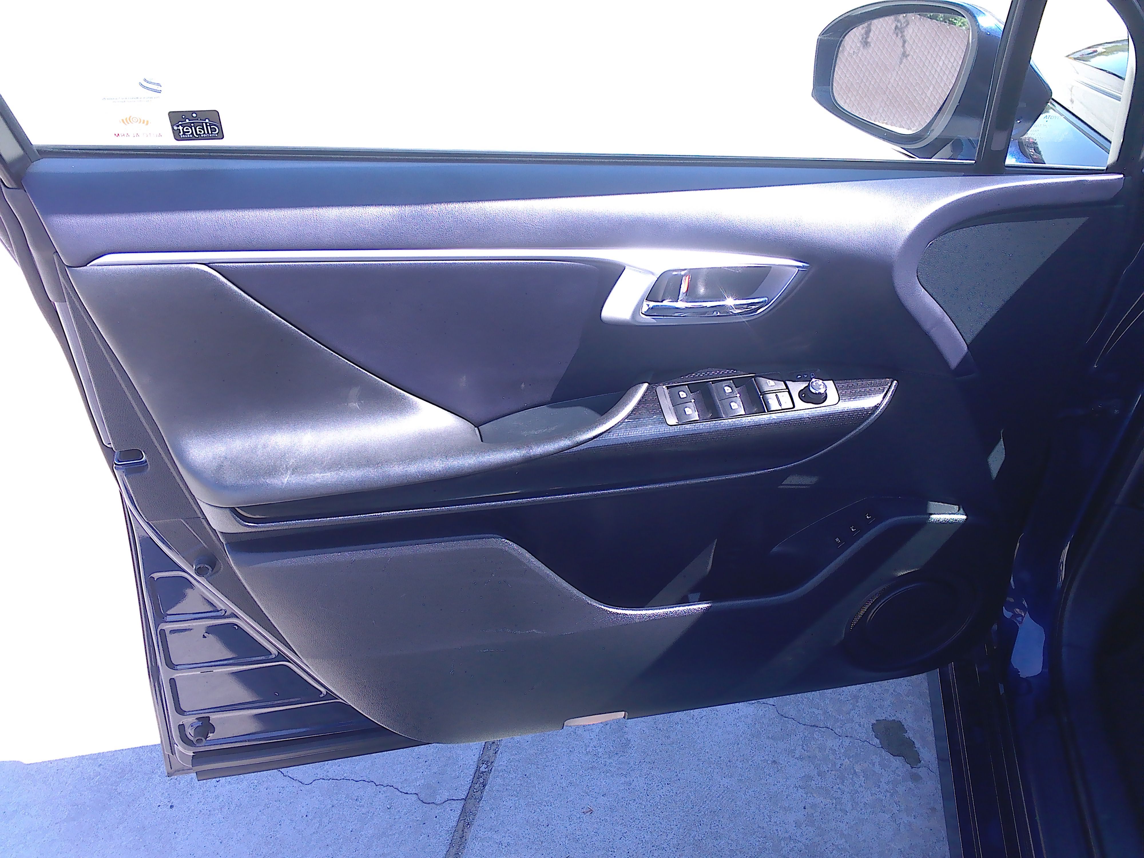 Used 2017 Toyota Mirai FWD image 9