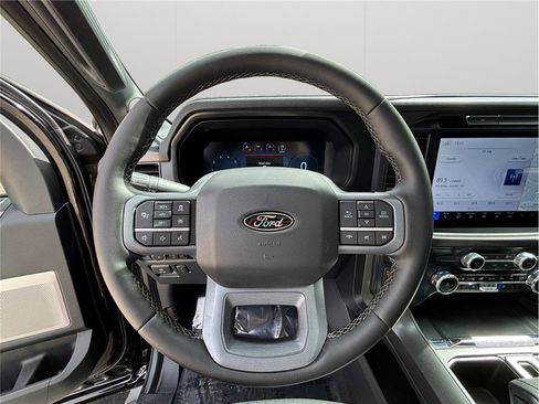 Used 2025 Ford F150 Lariat image 29