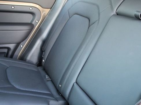 Used 2025 Land Rover Defender 110 S image 24