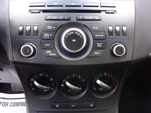 Used 2012 MAZDA MAZDA3 i Sport image 10