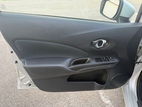 Used 2015 Nissan Versa Note SV image 28