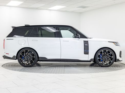Used 2025 Land Rover Range Rover Long Wheelbase SE image 6