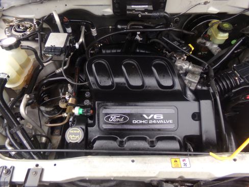 Used 2002 Ford Escape XLT image 14