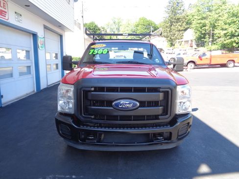 Used 2014 Ford F250 2WD Regular Cab Super Duty image 5