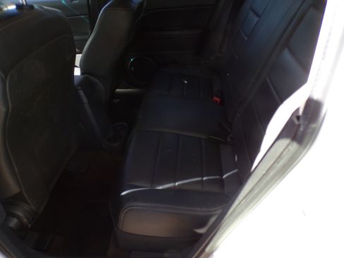 Used 2014 Jeep Patriot Limited image 14
