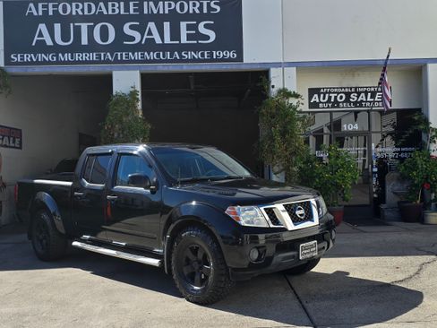 Used 2012 Nissan Frontier SV image 15