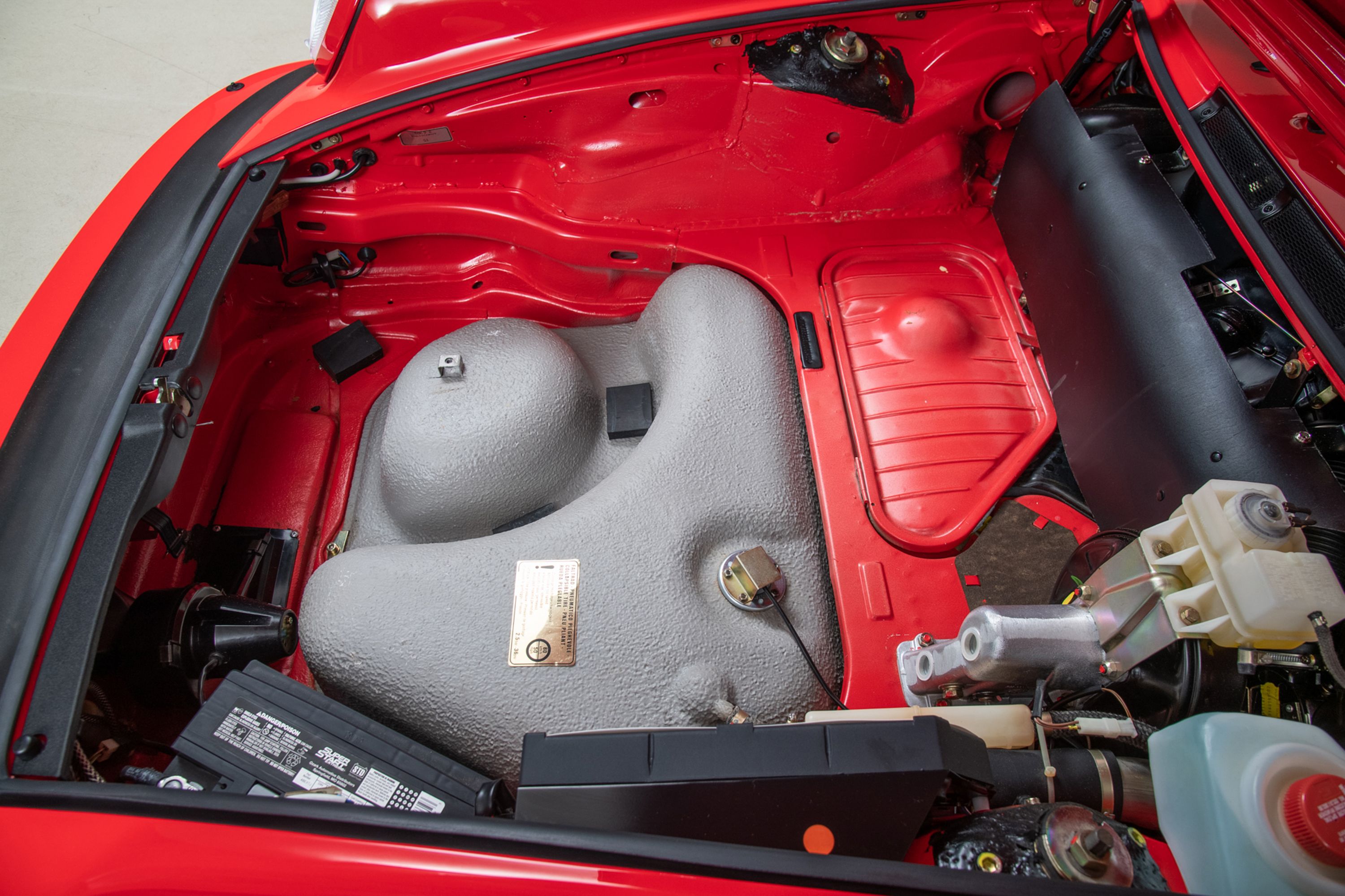 Used 1988 Porsche 911 Turbo Coupe RWD image 32