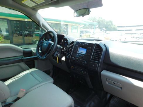 Used 2018 Ford F150 4x4 SuperCrew image 17