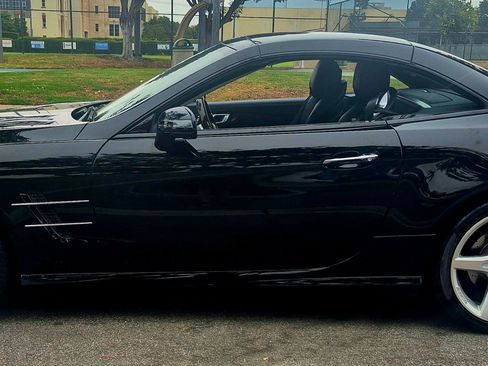 Used 2013 Mercedes-Benz SL 550 image 9