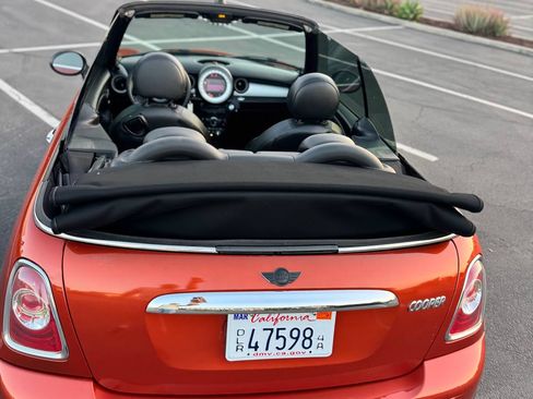 Used 2013 MINI Cooper Convertible FWD image 20