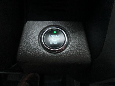 Used 2021 Ford Expedition 2WD XLT image 26