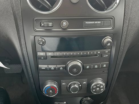 Used 2010 Chevrolet HHR LS FWD image 4