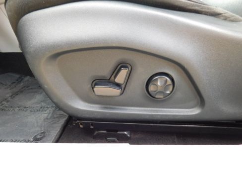 Used 2020 Jeep Compass Limited image 12