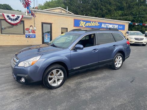 Used 2014 Subaru Outback 2.5i Limited AWD/4WD image 2