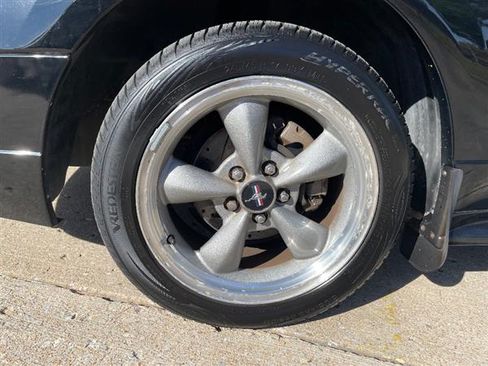 Used 2002 Ford Mustang GT Deluxe image 17