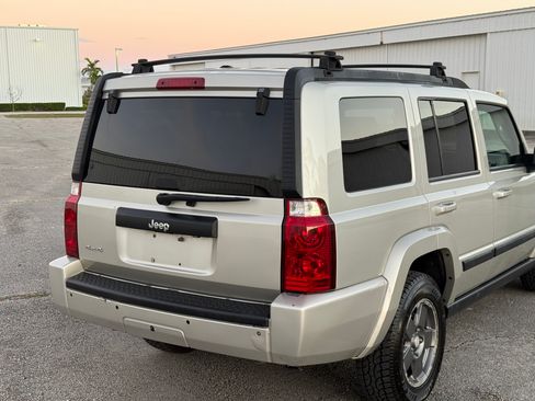 Used 2008 Jeep Commander Sport image 33