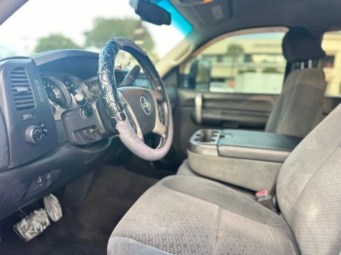 Used 2007 Chevrolet Silverado 2500 LT image 20
