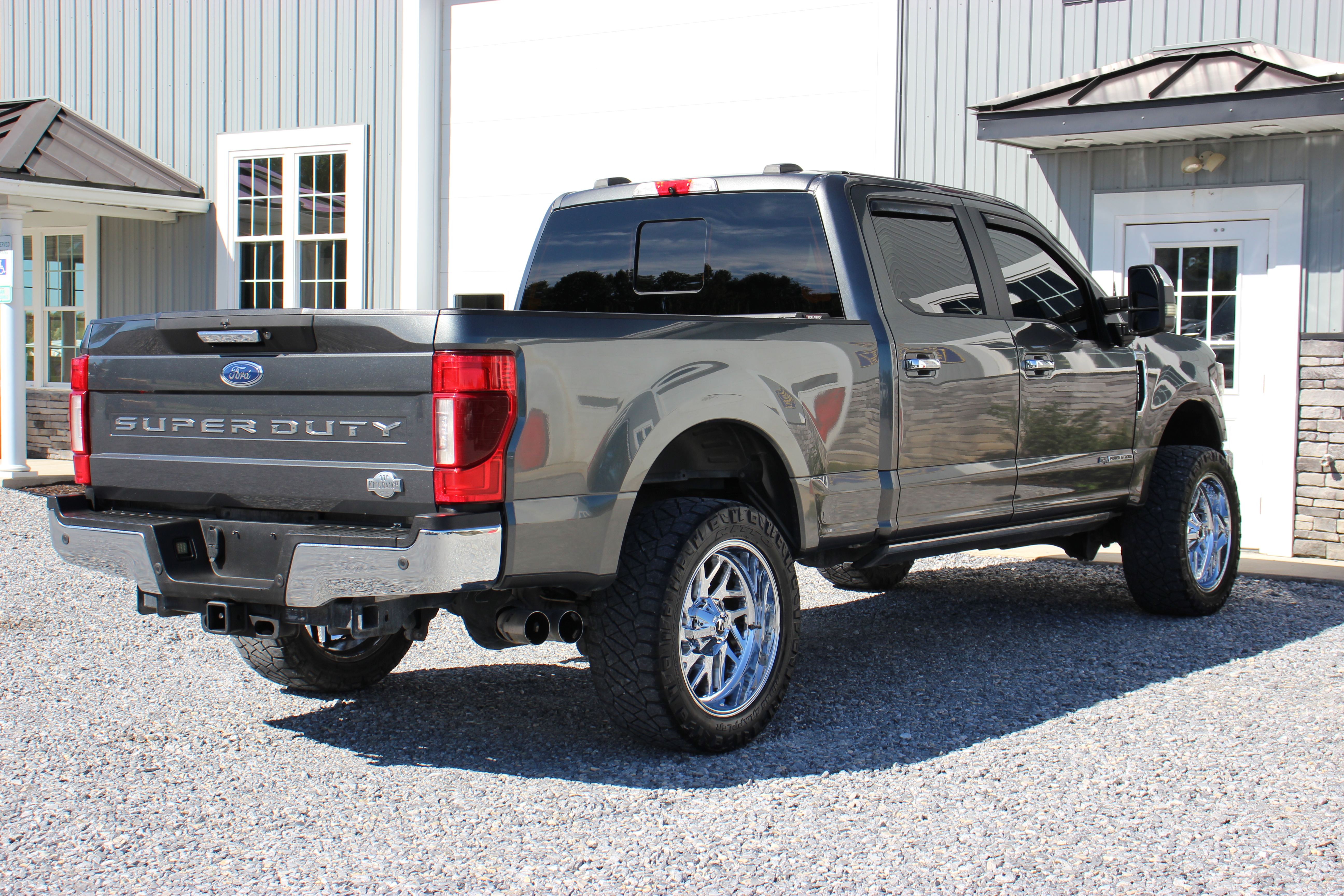 Used 2020 Ford F250 4x4 Crew Cab Super Duty image 8