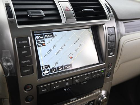 Used 2019 Lexus GX 460 Premium image 28