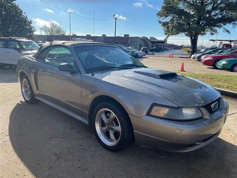 Used 2001 Ford Mustang GT Deluxe image 6