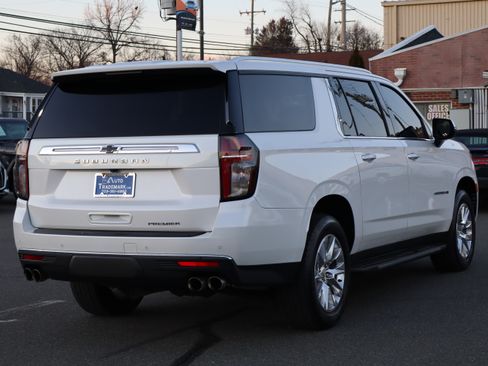 Used 2021 Chevrolet Suburban Premier image 10