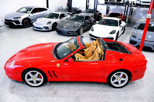 Used 2005 Ferrari 575M Maranello Superamerica RWD image 9