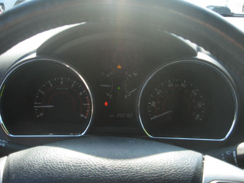 Used 2011 Toyota Highlander Limited image 12