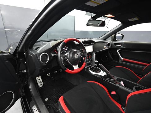 Used 2019 Toyota 86 TRD SE image 33