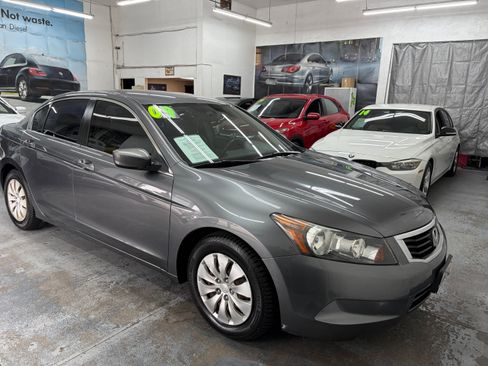 Used 2009 Honda Accord LX Sedan image 11