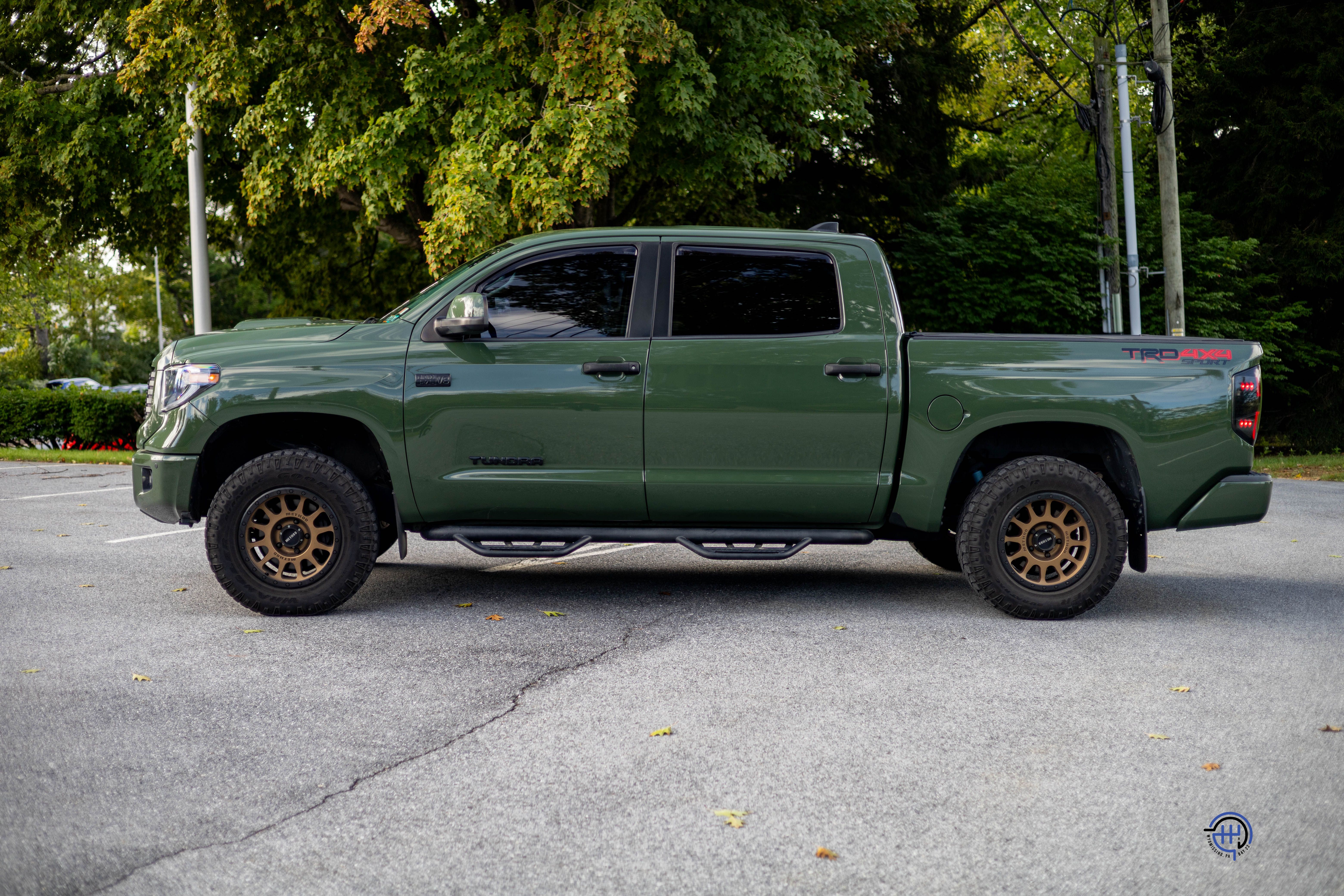 Used 2021 Toyota Tundra 4x4 CrewMax image 4