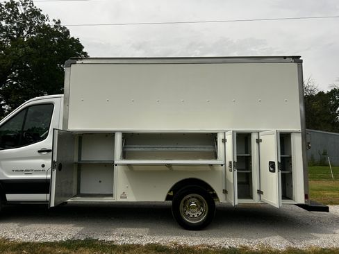 Used 2021 Ford Transit 350 DRW RWD image 13