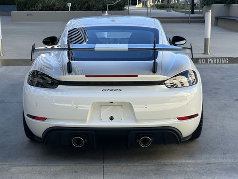 Used 2024 Porsche 718 Cayman GT4 RS image 8