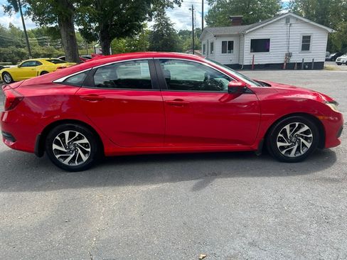 Used 2017 Honda Civic EX Sedan image 6